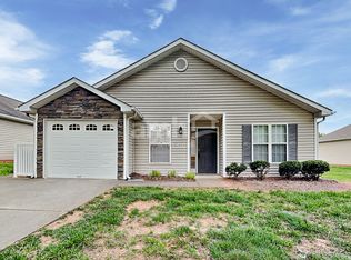 124 Charlotte Ct, Winston Salem, NC 27103
