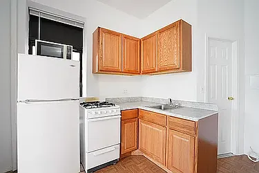 Rented by Waldstar Real Estate LLC