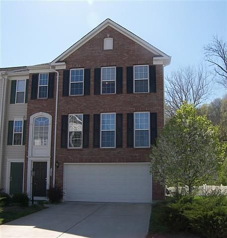 1st image of 7208 Mariemont Cres
