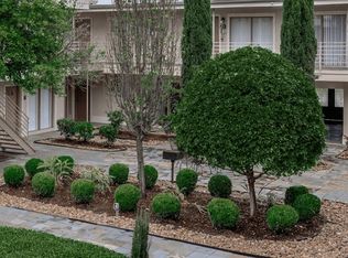 5701 Schumacher Ln APT 24, Houston, TX 77057