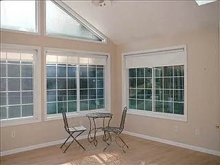 8 Crystal Ct photo 1