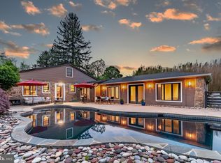 2539 Aquetong Rd, New Hope, PA 18938