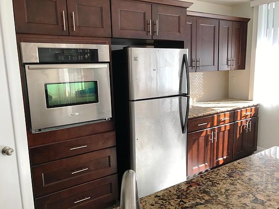 5th image of 808 S Gretna Green Way APT 8