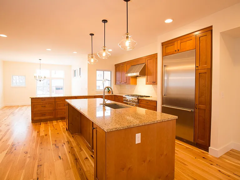 18 E Beall St #1 — Photo 4