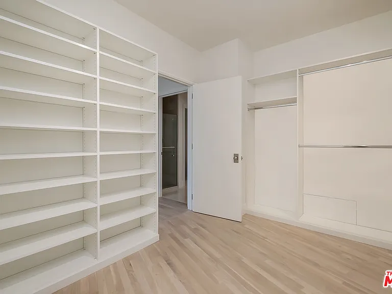 10580 Wilshire Blvd #4NE — Photo 11