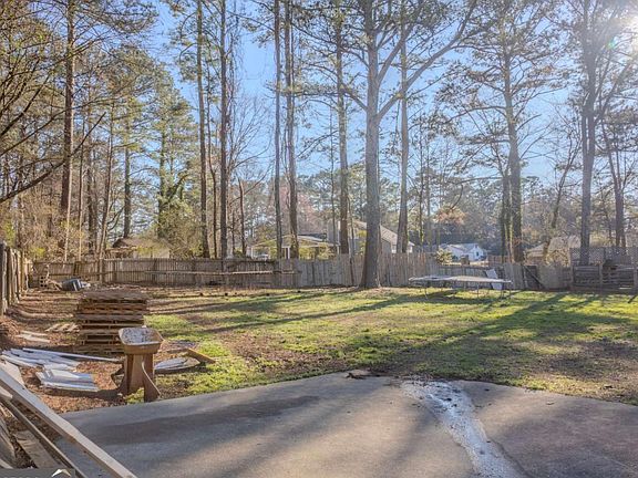 4th image of 7423 Chilton Ln