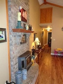 5th image of 1024 County Road 4101