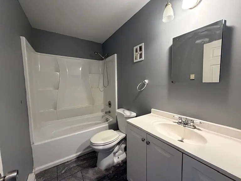 7326 Hazelcrest Dr — Photo 15