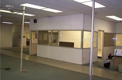 2nd image of 650 6th St SW