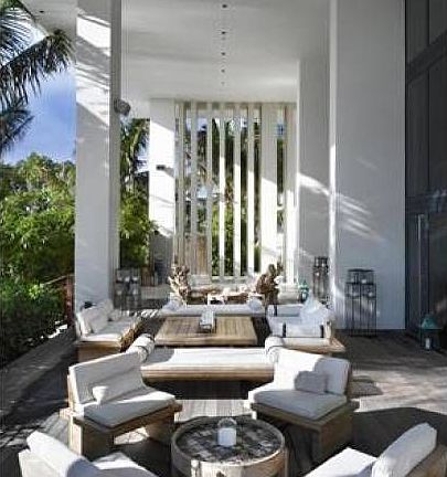 PATIO DECK