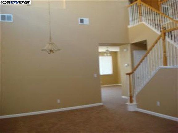 5th image of 3132 Tenaya Ln