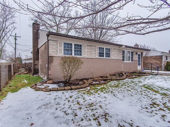 3rd image of 18056 Ellery Dr