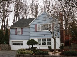 5 Wakefield Ave, Saugus, MA 01906