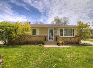 1246 Clovercrest Ave NW, Grand Rapids, MI 49504