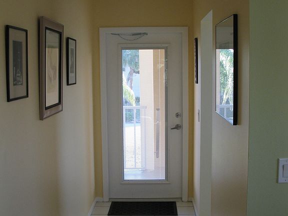 3rd image of 18 Vista Gardens Trl