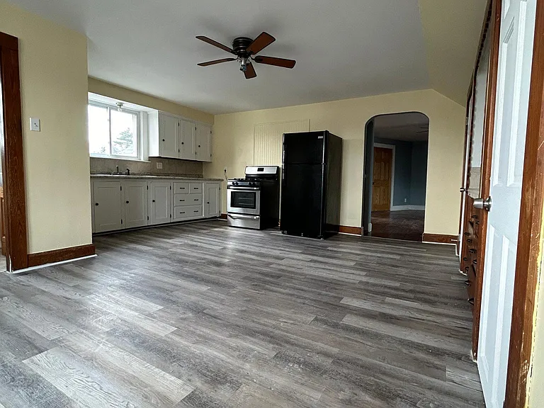 71 Lock St #C — Photo 4