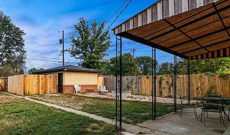 3210 Kearney St — Photo 28