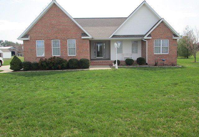 1st image of 270 Gardner Ln