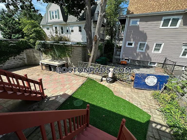 109 North St #1 — Photo 16