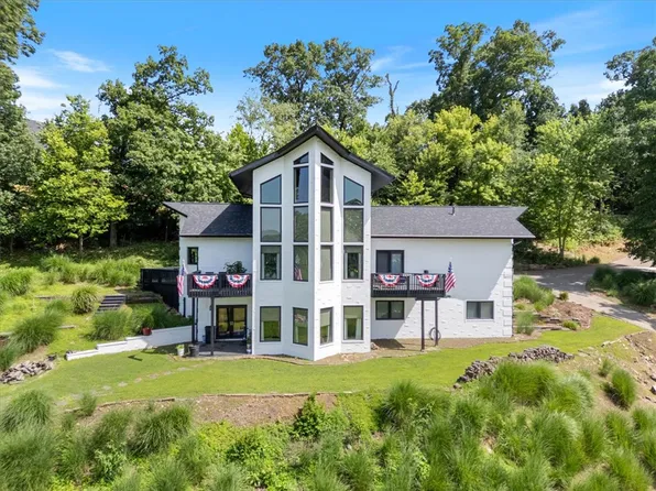 22047 Dawn Hill Rd E, Siloam Springs, AR 72761