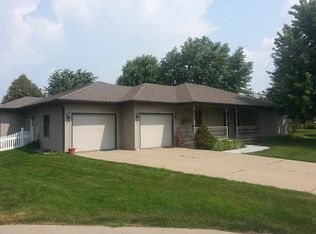 601 Harold Ct, Stoughton, WI 53589
