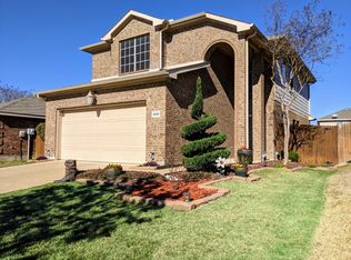 4008 Ridgetop Dr, Heartland, TX 75126