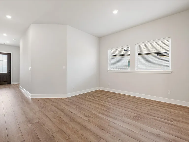 140 Cibolo Creek Loop — Photo 17