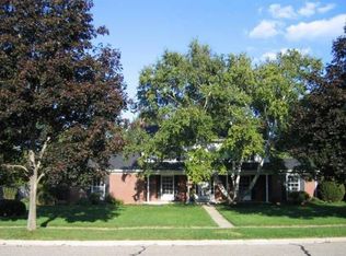 1736 Hitching Post Rd, East Lansing, MI 48823