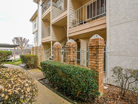 2nd image of 12550 Whittington Dr #4