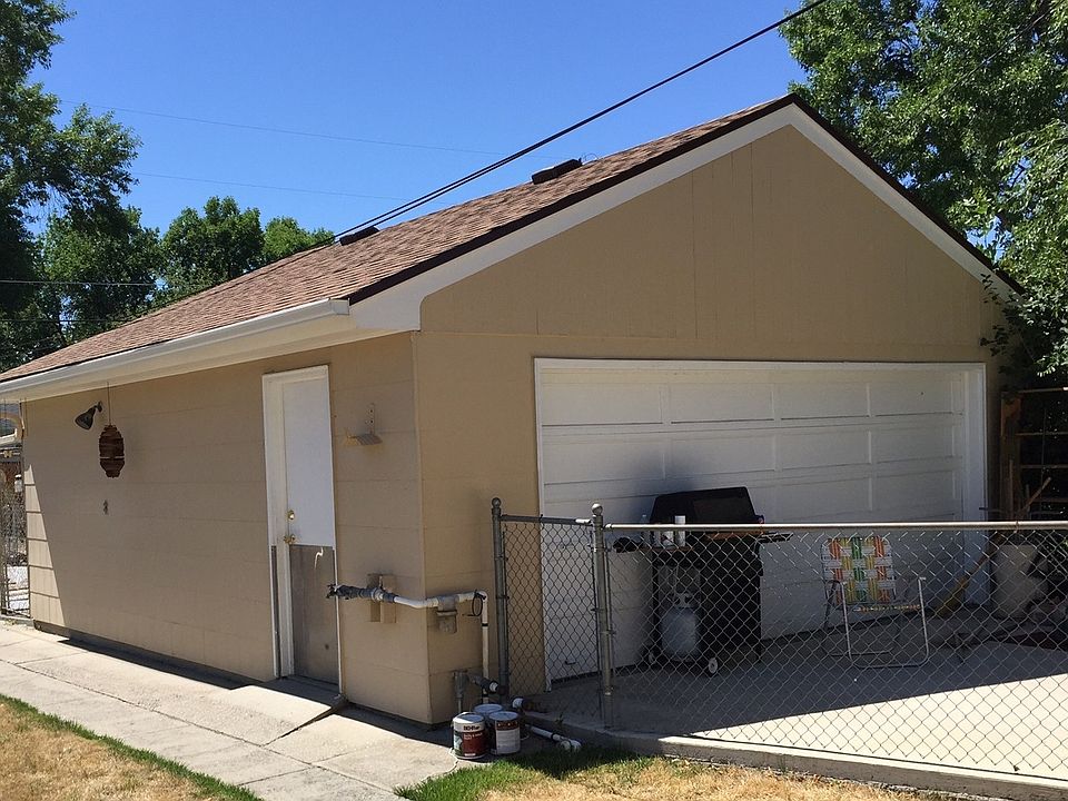 2nd image of 636 Avenue E