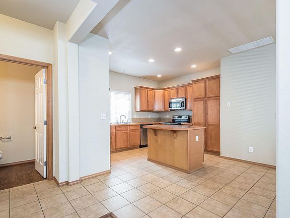 3rd image of 18017 97th Avenue Ct E
