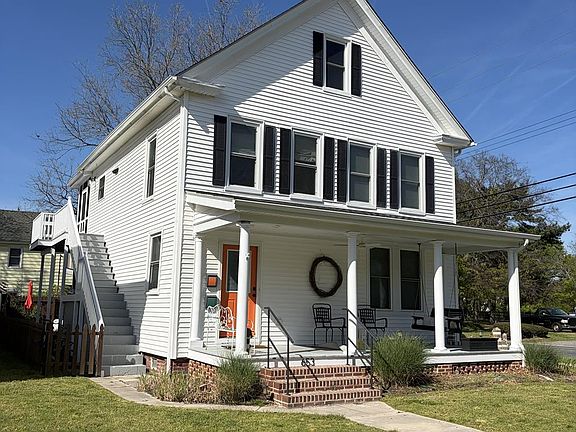 3rd image of 653 A&b Monroe Ave