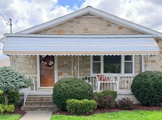 609 27th St, Niagara Falls, NY 14301