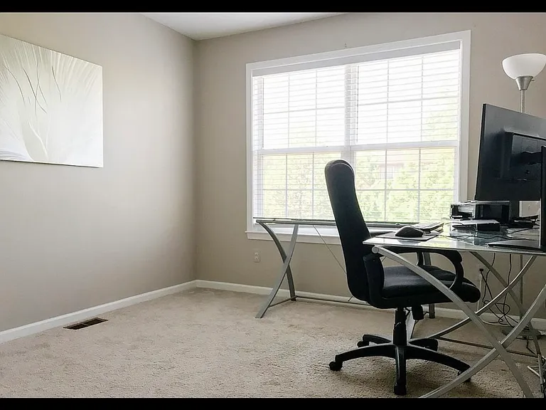 2803 Barclay Way — Photo 27