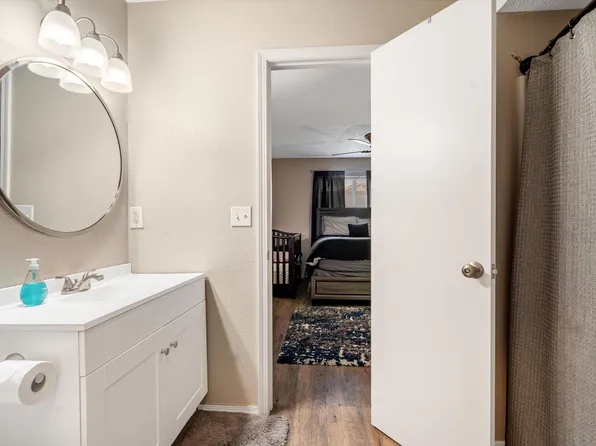 9027 Anacapa Ave NW, Albuquerque, NM 87121