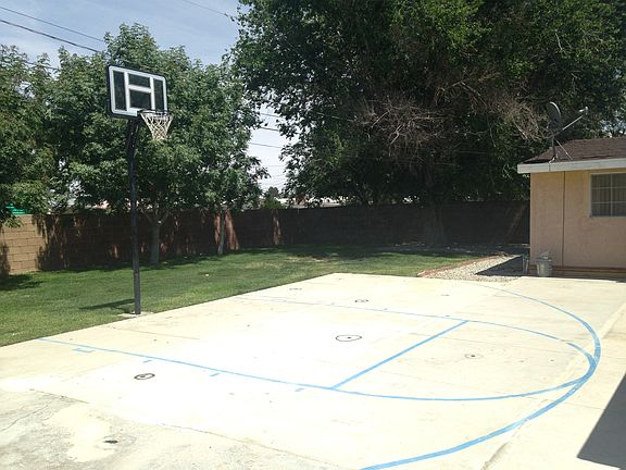 Basketball hoop back yard