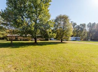 712 Deep Landing Rd, Tappahannock, VA 22560