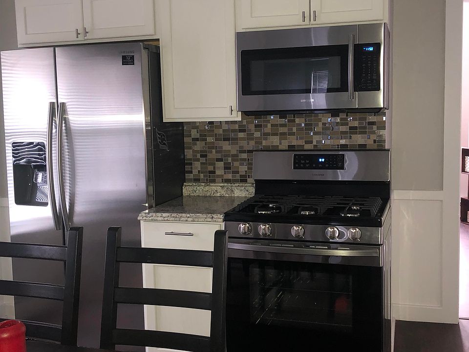 2nd image of 304 Ames St #1
