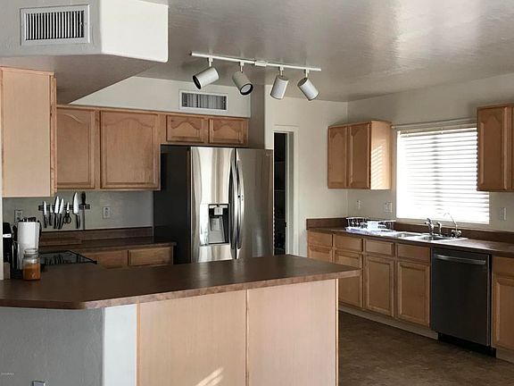3rd image of 14868 W Laurel Ln