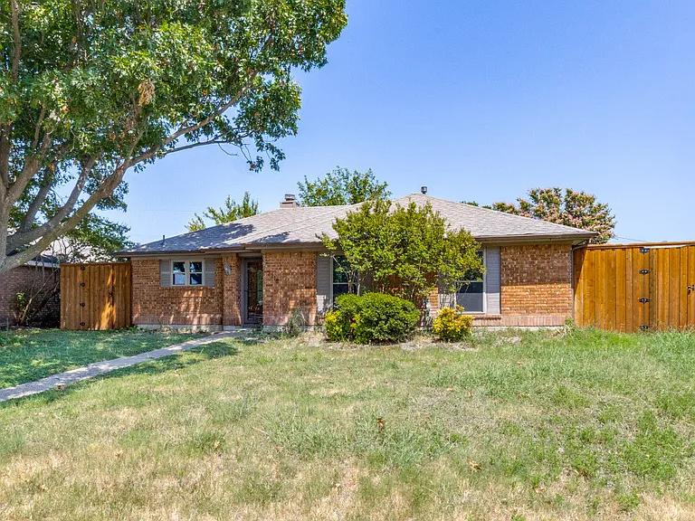 2218 Fuqua Rd — Photo 5