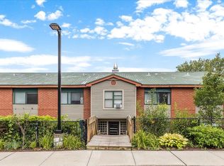 100 W Canal St APT 36, Winooski, VT 05404