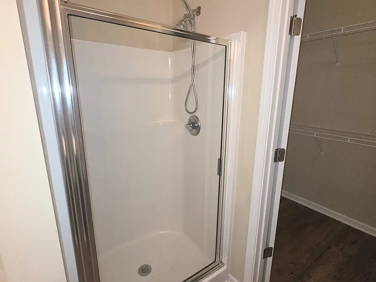 113 Macalester Dr — Photo 18