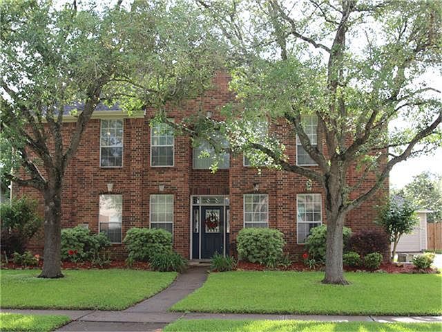 1st image of 307 Rosemary Ln
