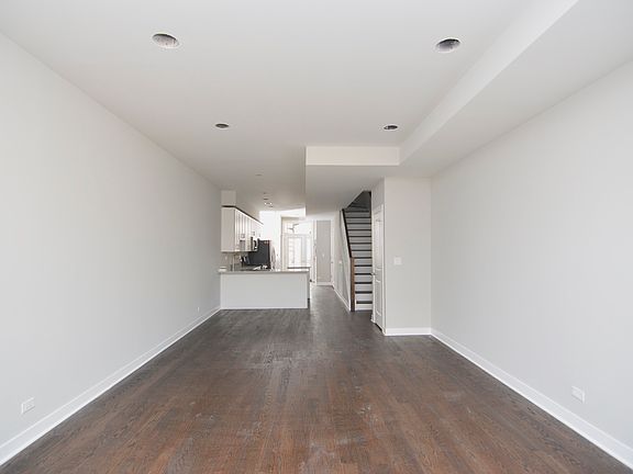 4th image of 1414 N Ashland Ave #2nd