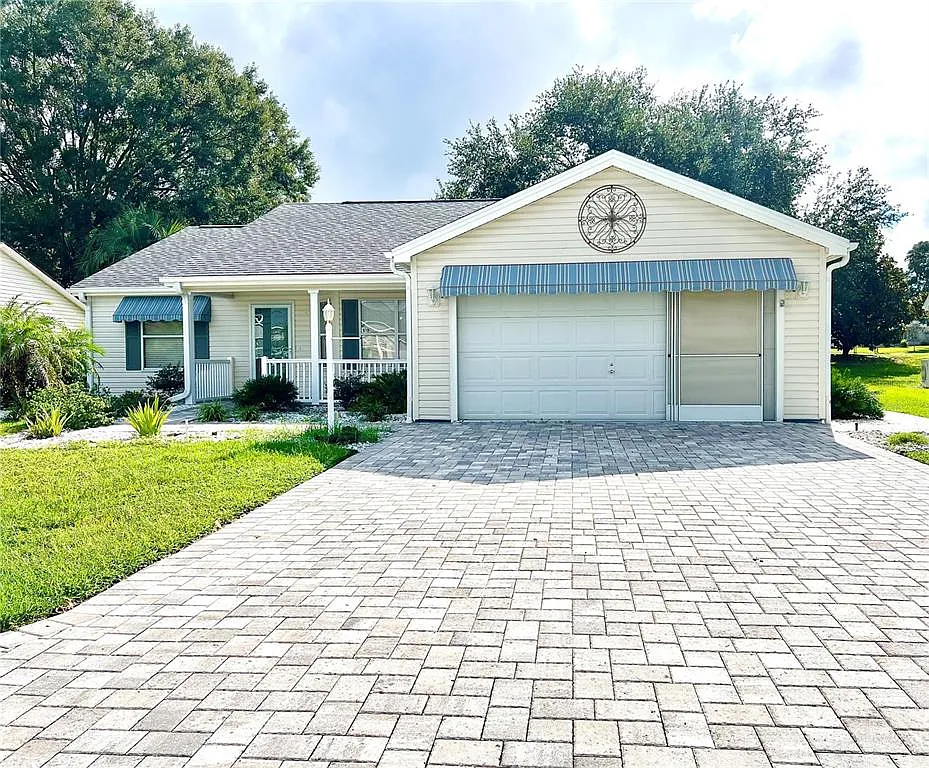 3 bed, 2.0 bath, 1634 sqft, $2,495 — Photo 1