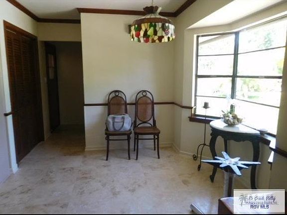 4th image of 267 Creekbend Dr