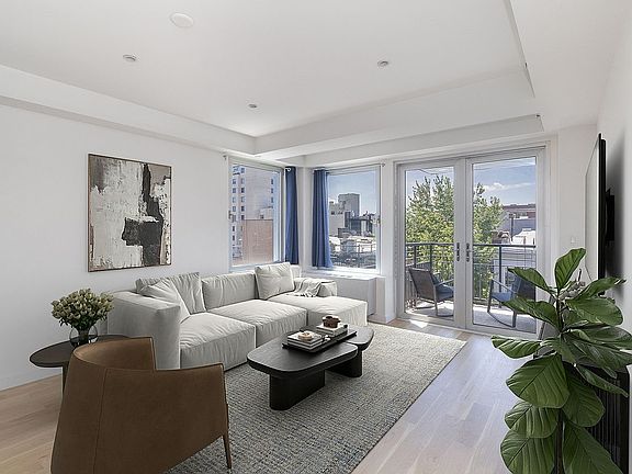 2nd image of 260 N 9th St APT 6C