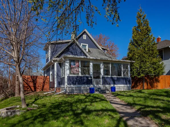 1502 29th St, Des Moines, IA 50311