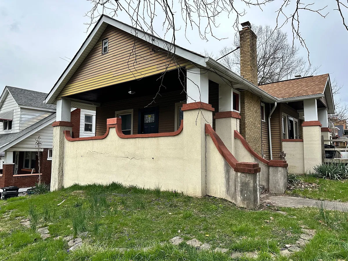Building Photo - 931 Olive Ave
