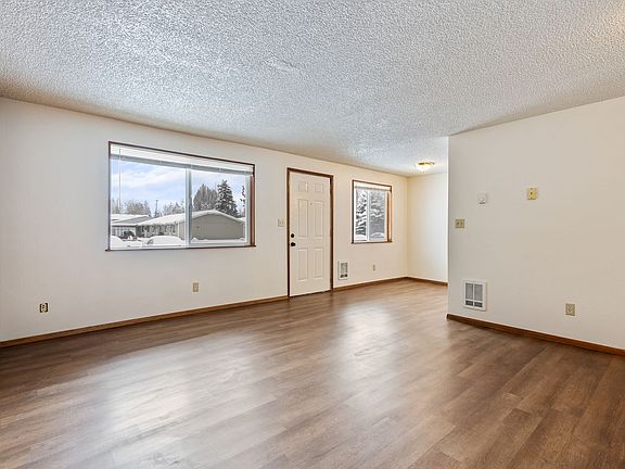 2nd image of 314 N Lefevre St #519-102